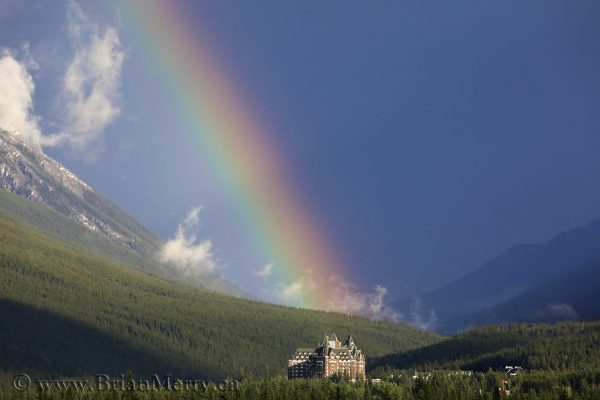 Rainbow over the Fairmont Banff Springs Hotel, © 2017 www.brianmerry.ca